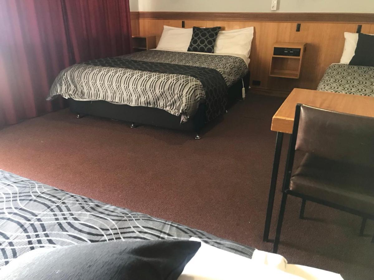 County Lodge Motor Inn West Wyalong Exterior foto